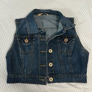 Denim cropped vest